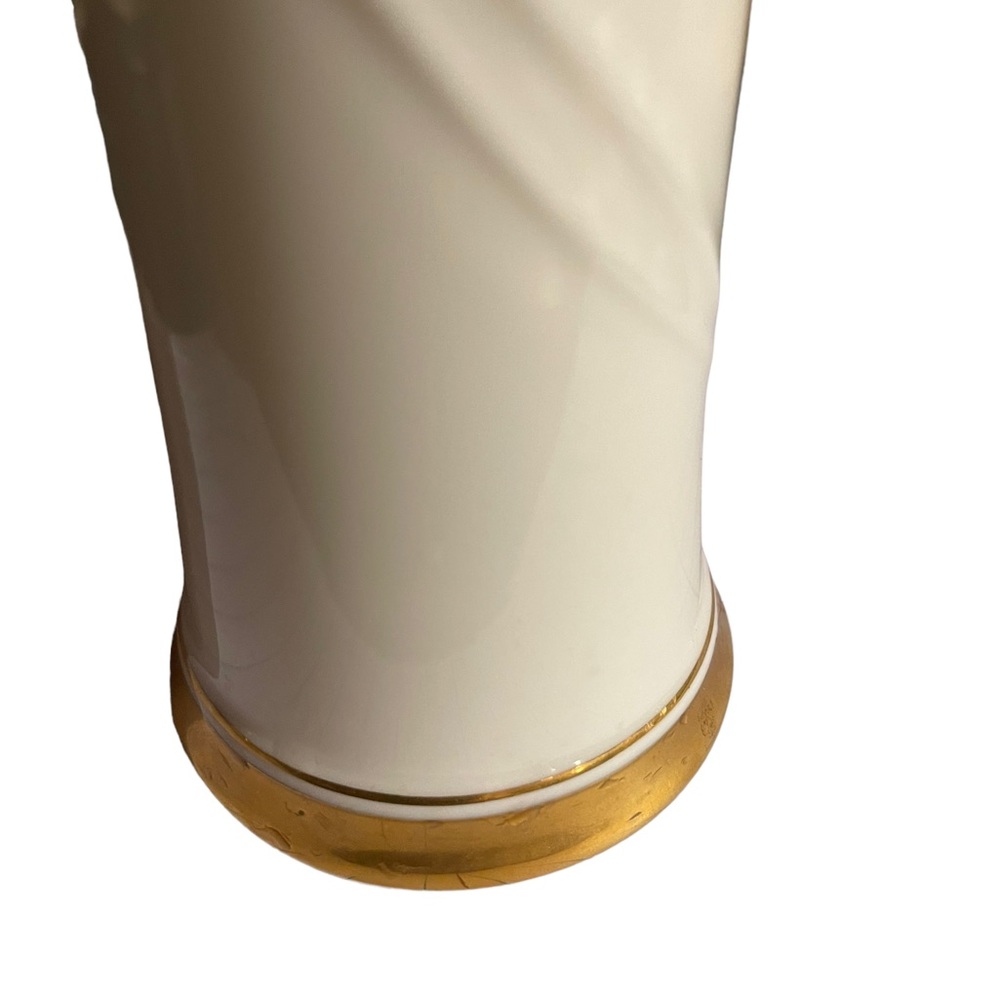 YSL Vase - Picture 5 of 6